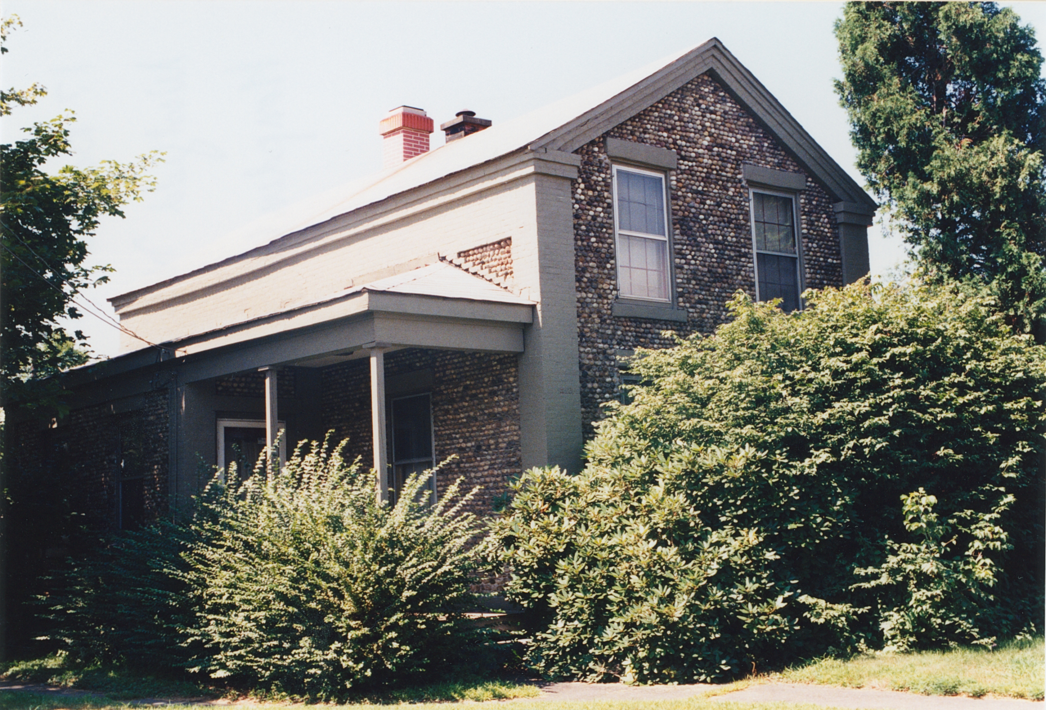 Ham-1 17 Bartlett St 2